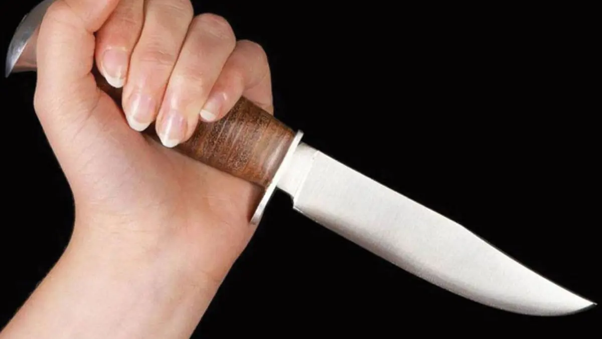 عراقية تصيب "حماتها" بجروح خطيرة بعد محاولة نحرها