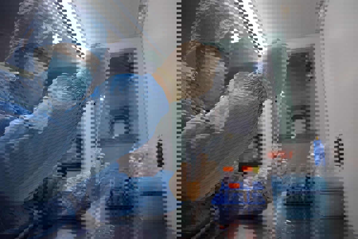 جزيئات بواسطة الذكاء الاصطناعي تُحدث ثورة في تحرير الجينات