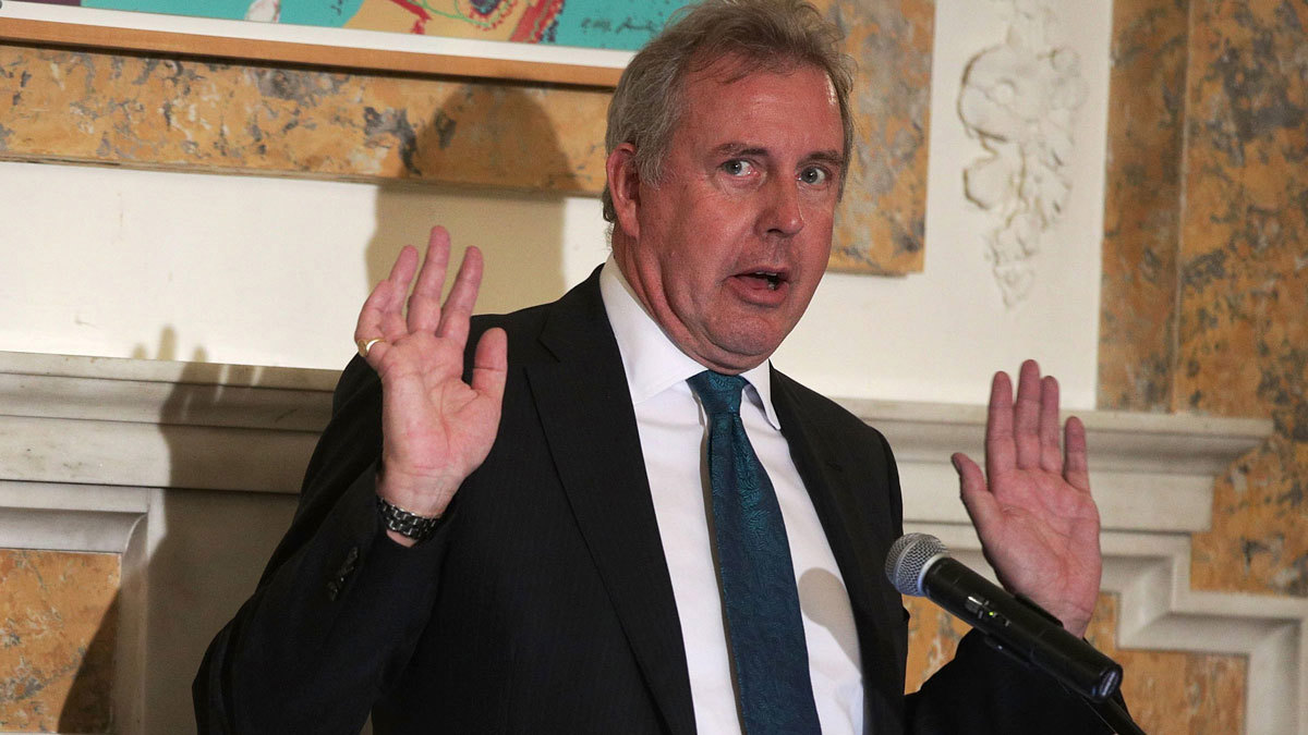 الشرطة تحدد الشخص المشتبه في تسريبه مذكرات‎ سفير بريطانيا بواشنطن