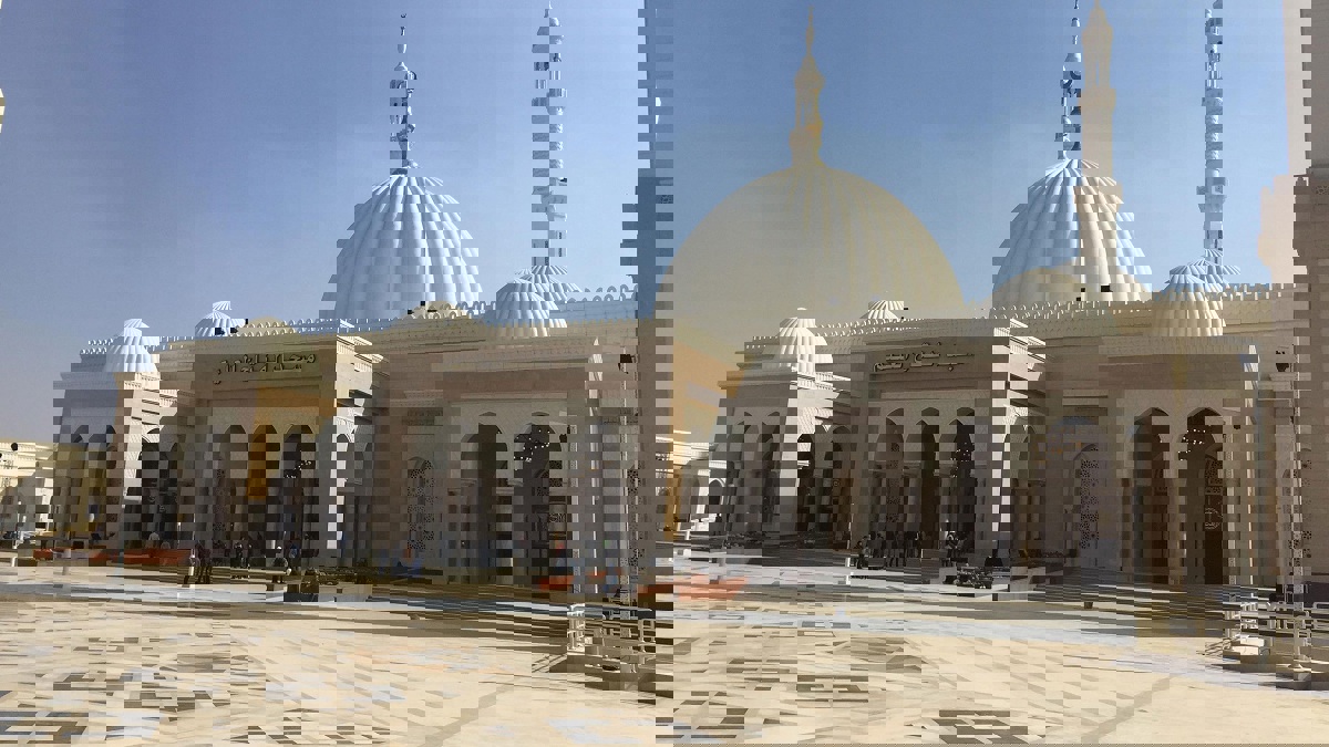 الأوقاف المصرية تمنع بث صلاة التراويح خلال رمضان عبر مكبرات الصوت