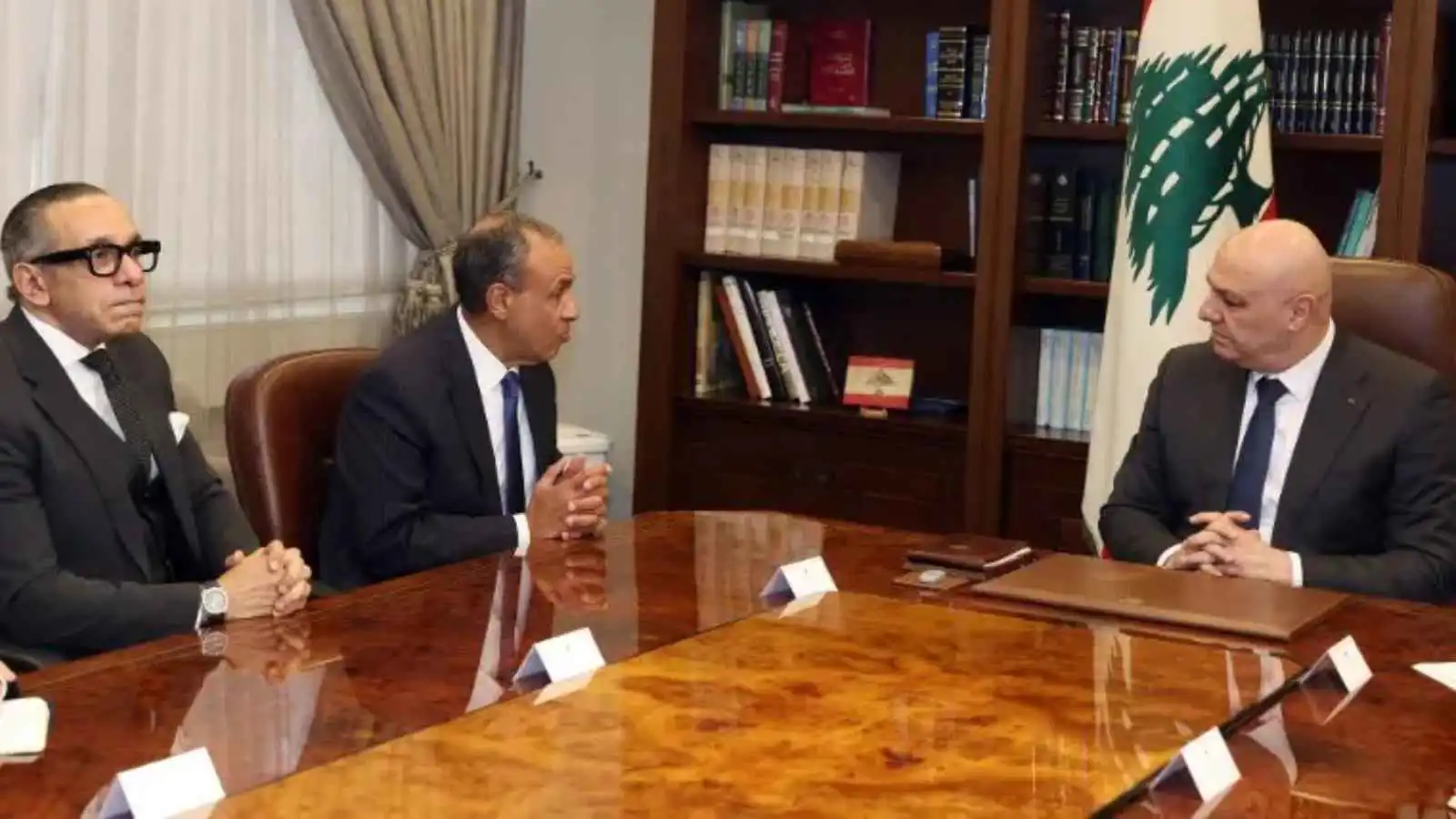 عون: عدم تجاوب إسرائيل مع المبادرة اللبنانية يبقي الوضع متدهورًا