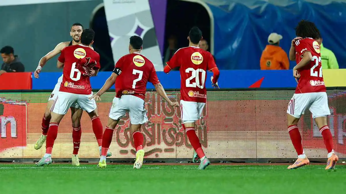 فرصة لن تعوض.. هل يهدي بيراميدز لقب الدوري المصري للأهلي؟