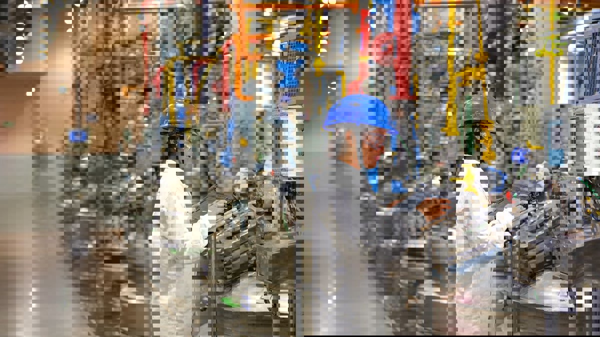 كيف ستحد "COP 28" من تأثيرات الصناعات الدوائية على المناخ؟ 