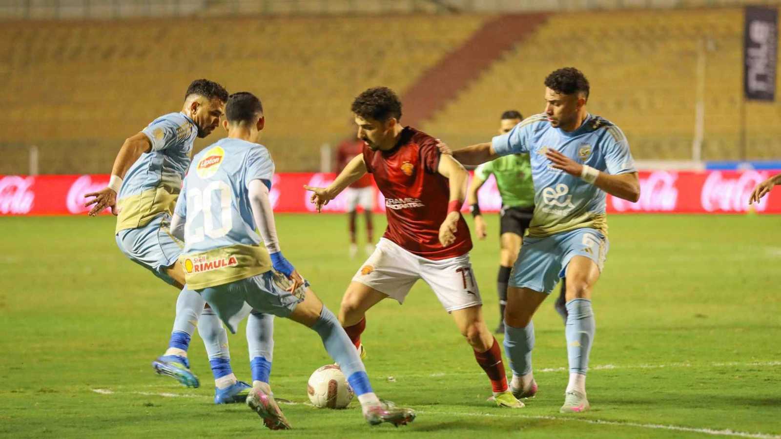 نجم كبير.. أكثر لاعب أثار استياء جمهور الأهلي المصري ضد سيراميكا 