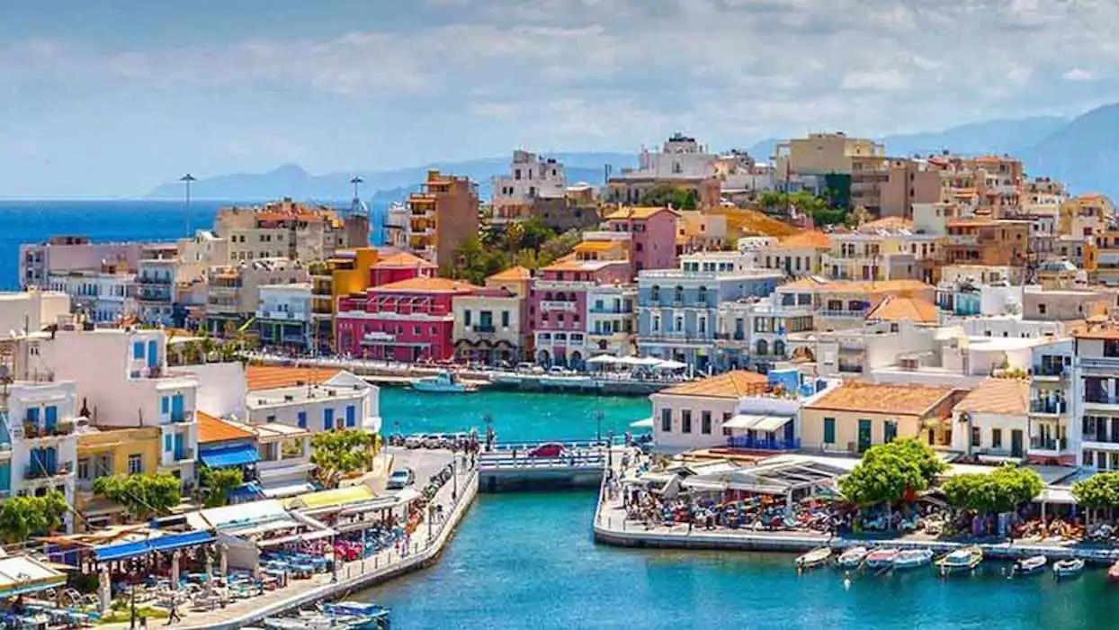 خلّفت قتيلين.. جريمة ثأر مروعة تهزّ جزيرة كريت اليونانية