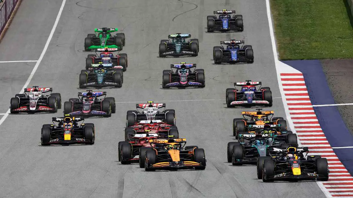 سيلفرستون تشهد جولة جديدة من صراع نوريس وفرستابن في "فورمولا 1"