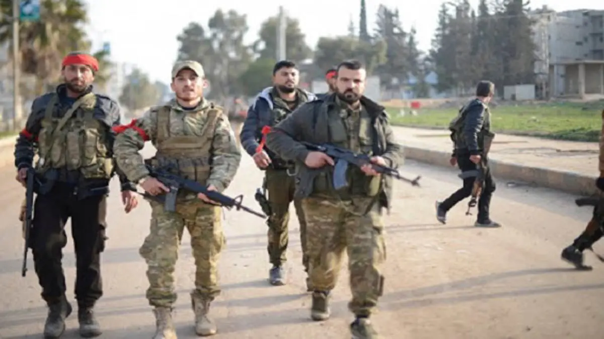 المرصد السوري: اشتباكات بين فصائل موالية لأنقرة عند معبر حدودي مع تركيا