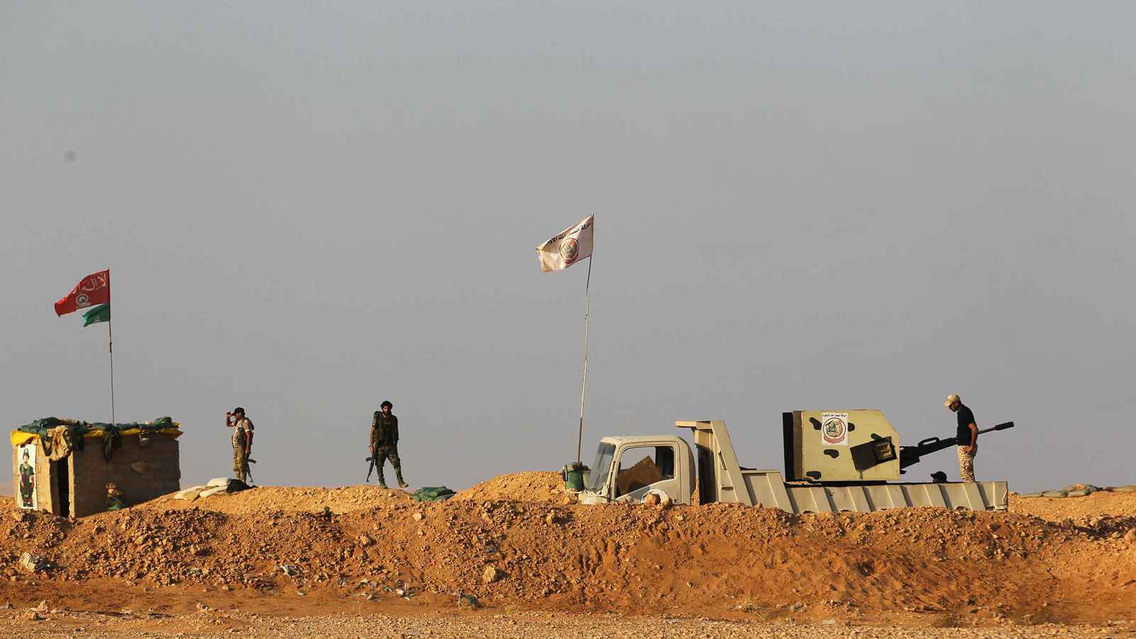 "جدار إسمنتي".. العراق يقطع حدوده مع سوريا بـ100 كيلومتر