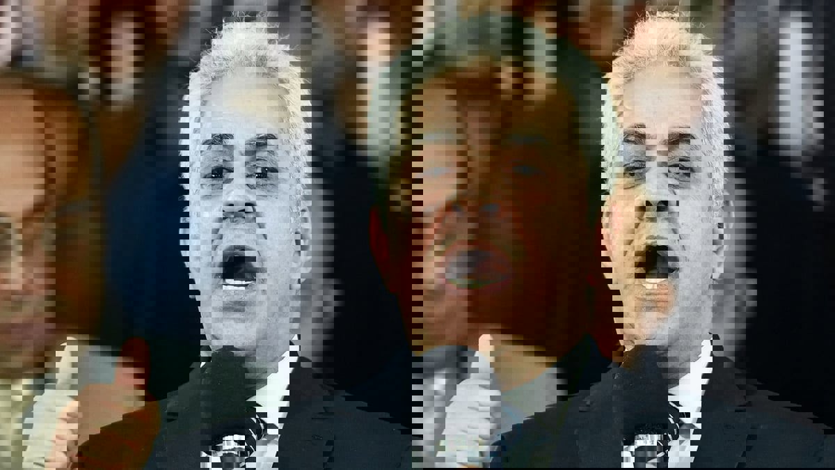 مصر.. أحزاب معارضة تحدد شروط قبول دعوة السيسي للحوار الوطني