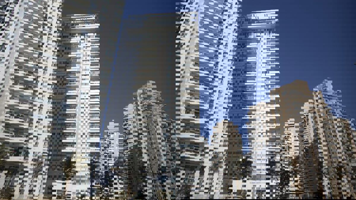 إسرائيل تعزز أنشطة البناء لاحتواء ارتفاع أسعار المساكن