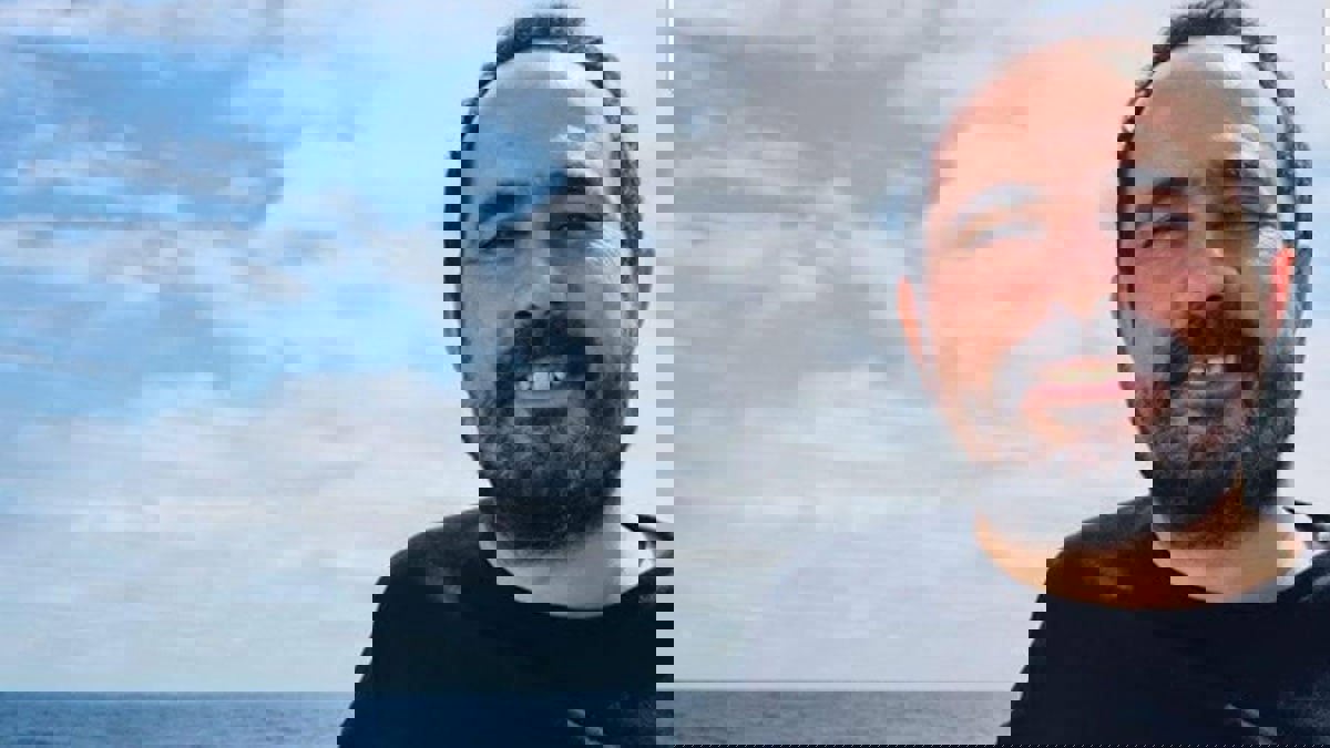 الأمن يستدعي زوجة الصحفي سليمان الريسوني المتهم بالتحرش بشاذ