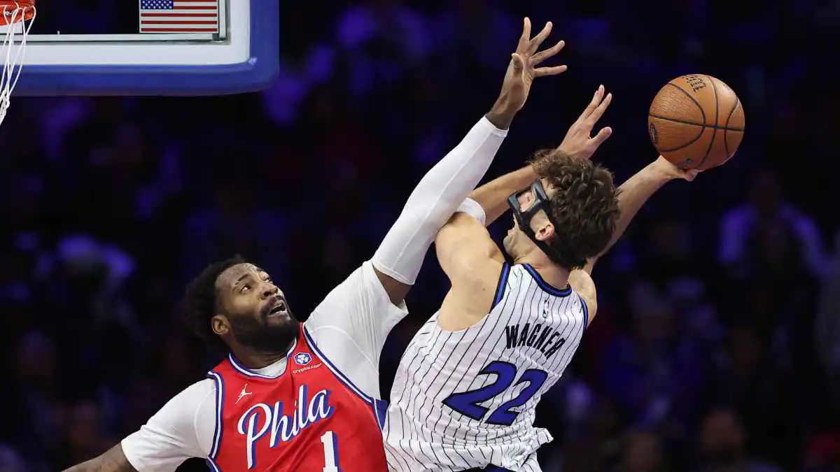 NBA.. ماجيك يسحق سيفنتي سيكسرز ويسجل رقمين قياسيين في تاريخ الفريق