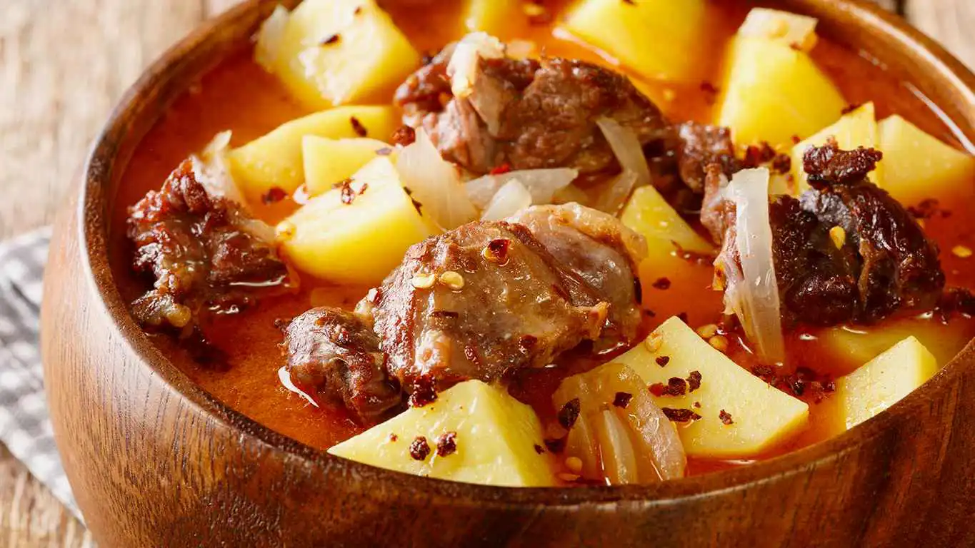 "البنافة" الموريتانية.. طبق من التراث والمذاق الغني في رمضان