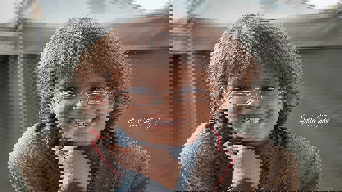 مشروع سعودي فاز بالمزاد.. نظارة طفل يمني تتحول إلى قصة إنسانية ملهمة (صور)