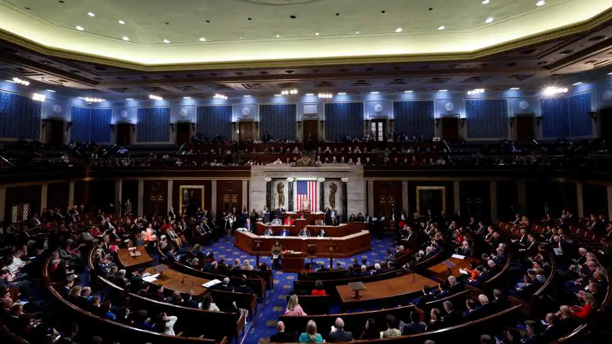 أعضاء مجلس النواب الأمريكي يصوتون اليوم على سياسات ترامب الجمركية