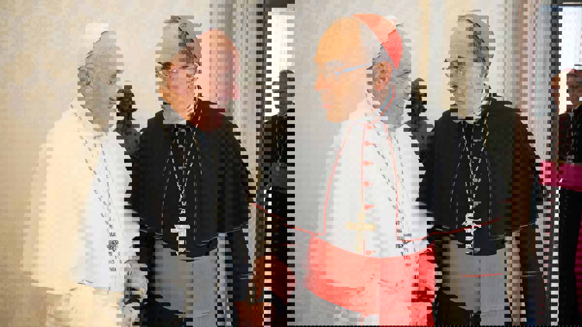 رغم تستره على اعتداءات جنسية.. البابا يرفض استقالة الكاردينال الفرنسي