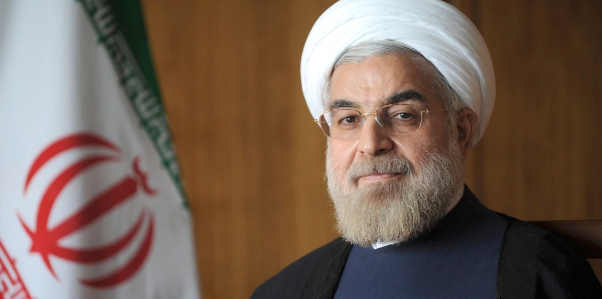 مصادر إيرانية: روحاني سيقيل 3 وزراء بسبب تردي الأوضاع الاقتصادية