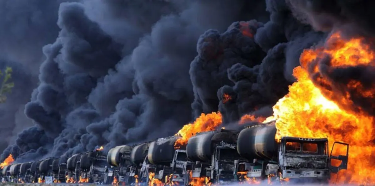 التحالف يدمر أسطول ناقلات نفط ضخمًا لداعش في سوريا