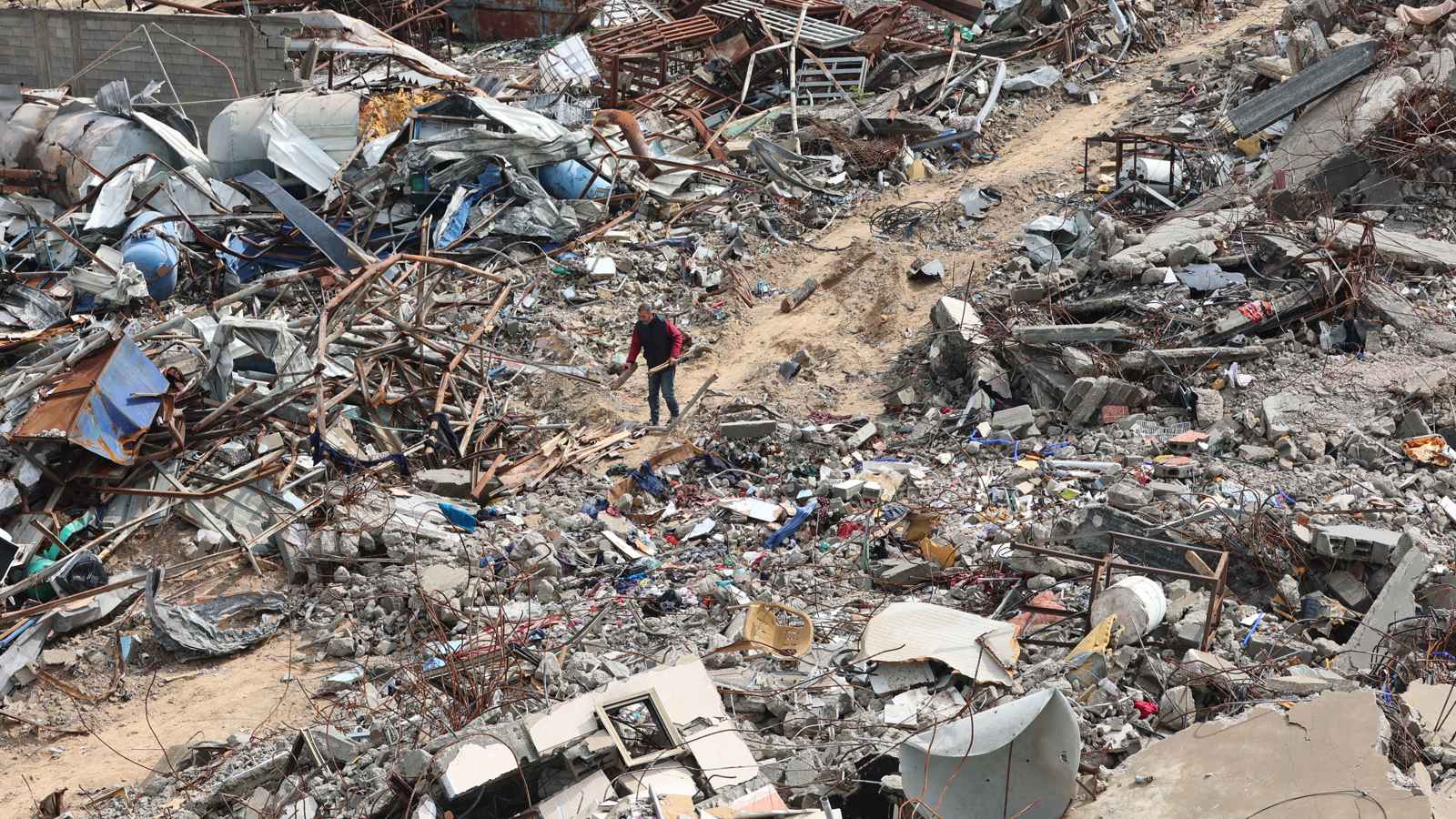 بعد تعثر المفاوضات.. زوارق إسرائيلية تستهدف جنوبي غزة