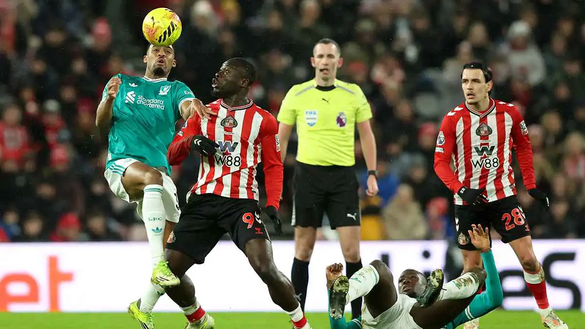 متابعة مباشرة لمباراة ليفربول ضد سندرلاند بالدوري الإنجليزي