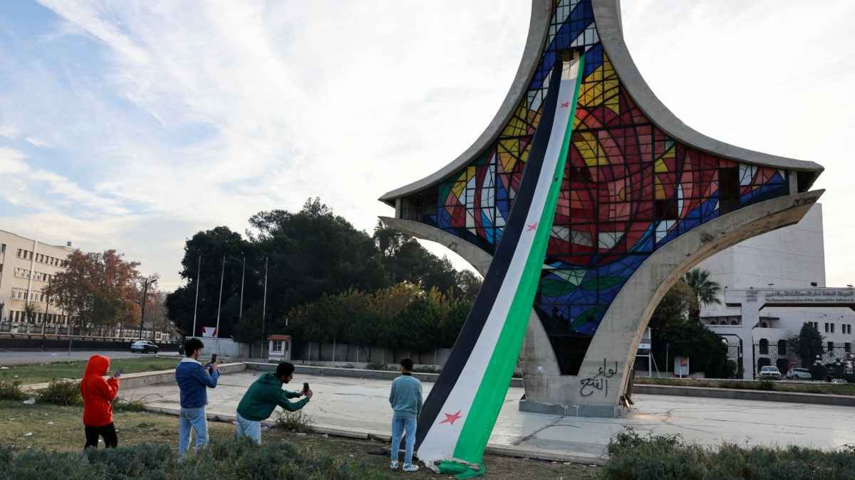 المخرج محمد عبدالعزيز يدعو لتعزيز "الحرية الفنية" في سوريا