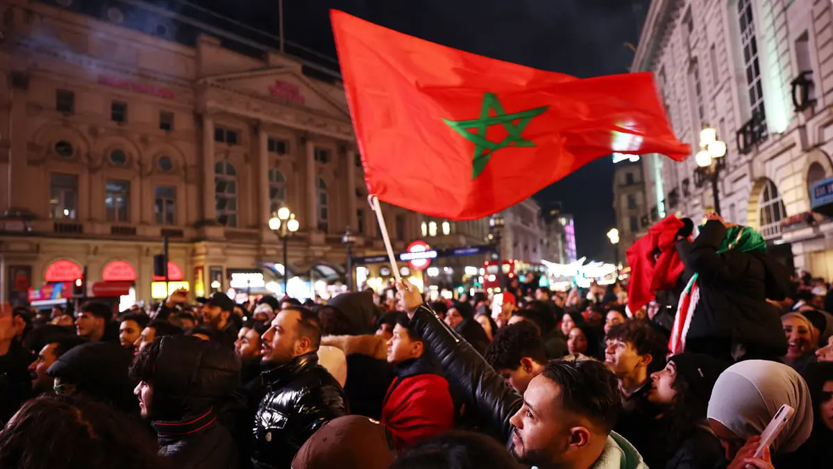 فرحة هيستيرية للجماهير العربية بعد وصول المغرب لنصف نهائي المونديال