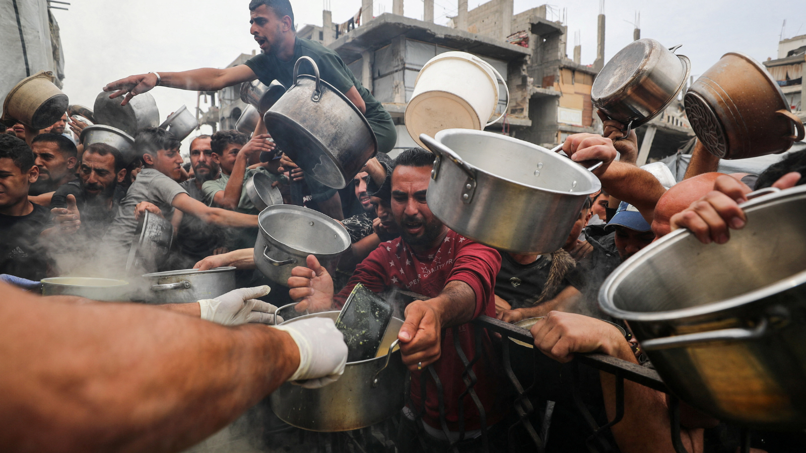 "وول ستريت جورنال": إدارة ترامب لا تضغط لوقف "الحصار الأطول" على غزة