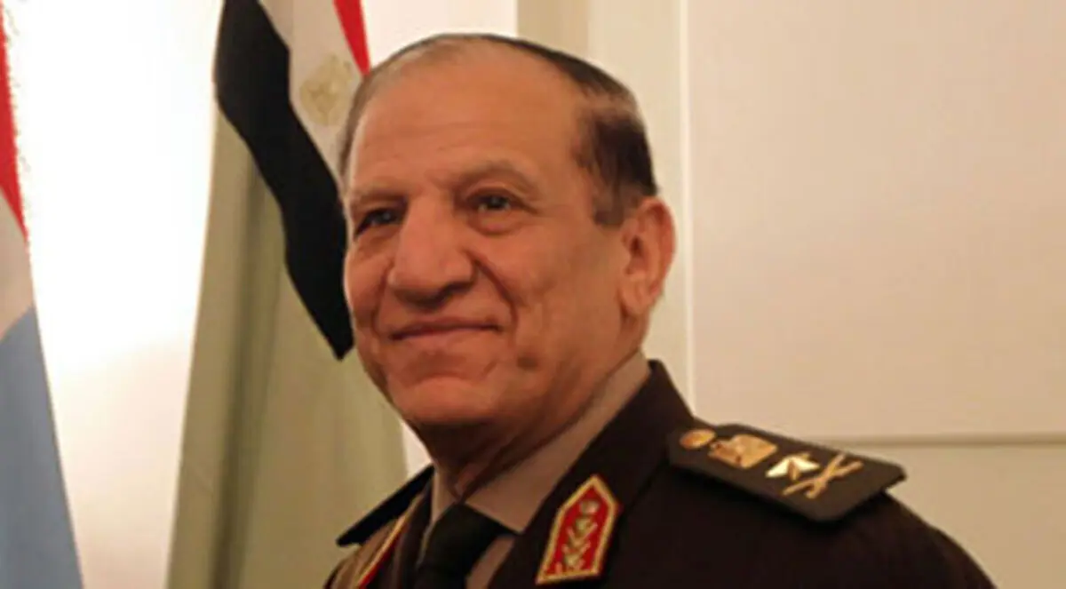 تضارب الروايات بشأن محاولة اغتيال الفريق سامي عنان