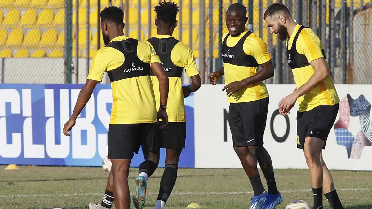 مفاجأة.. الهلال يخطط لاستعارة نجم الاتحاد السعودي