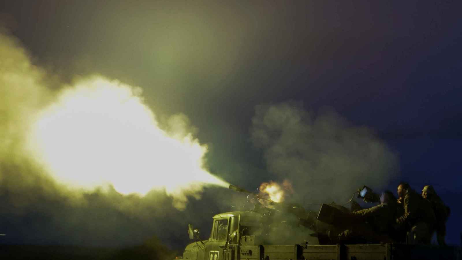 تصعيد متعدد الجبهات.. قصف روسي على كييف وزابوريجيا تغرق في الظلام