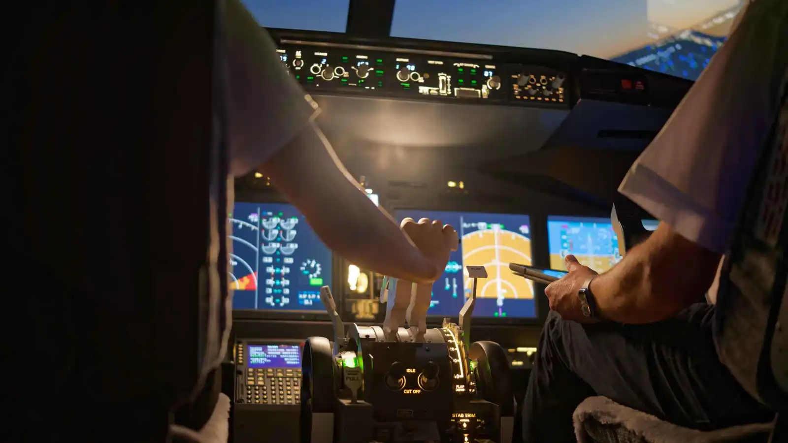 السبب وراء تناول الطيارين وجبات مختلفة على متن الرحلة نفسها