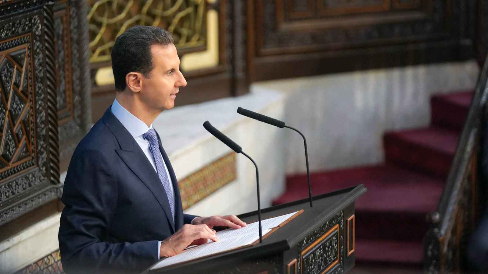 "سي إن إن": الأسد ليس في دمشق