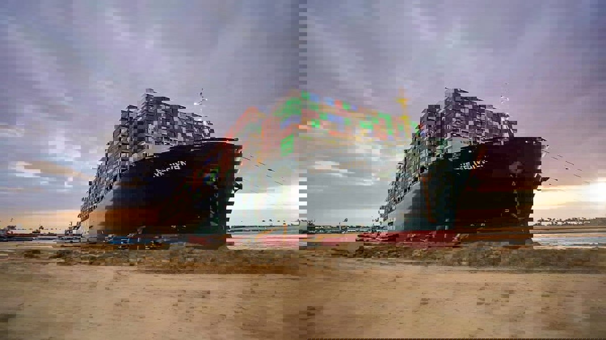 هيئة قناة السويس ترد على بيان نادي المملكة المتحدة للحماية بشأن السفينة "إيفرغيفن"