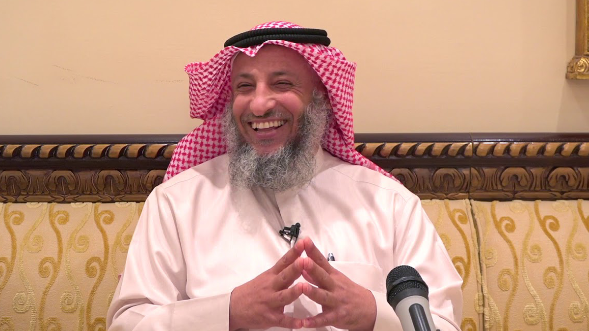 الشيخ عثمان الخميس.. داعية التناقض؟