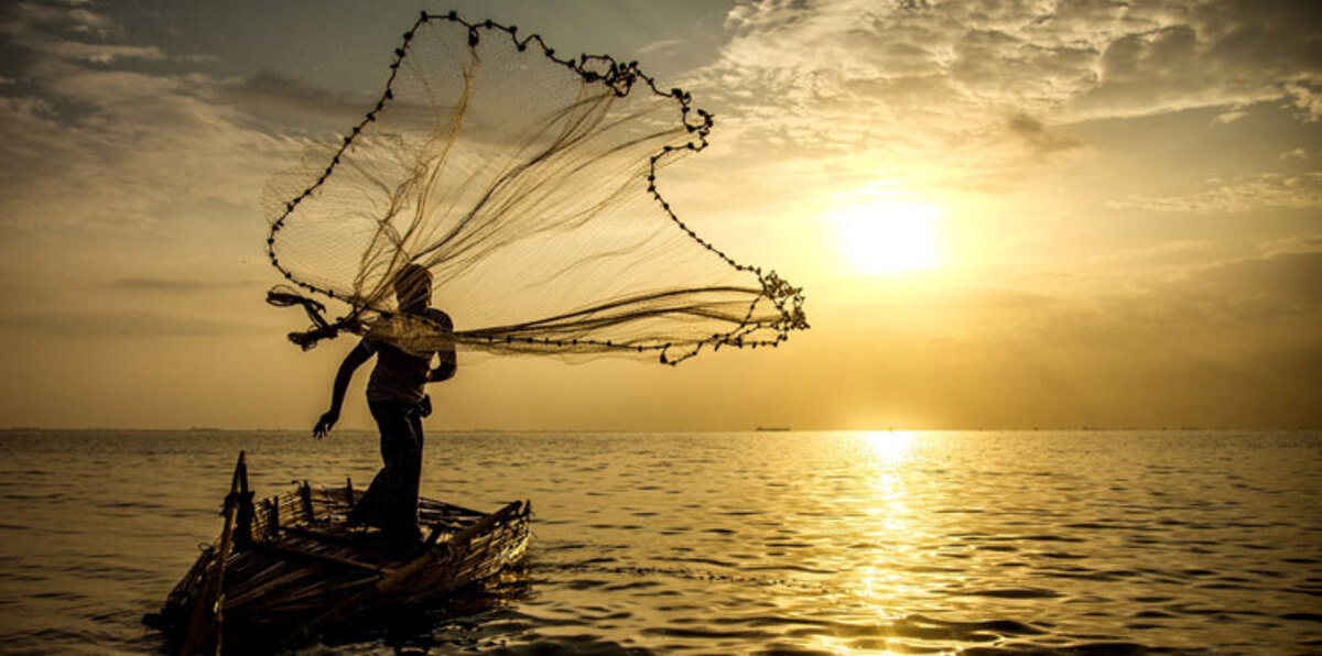 مواطن إماراتي يروي تفاصيل احتجاز إيران لابنه