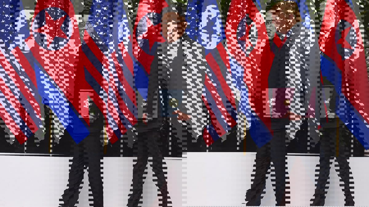 كتاب يكشف الرسائل المتبادلة بين ترامب وزعيم كوريا الشمالية و"القوة السحرية" بينهما