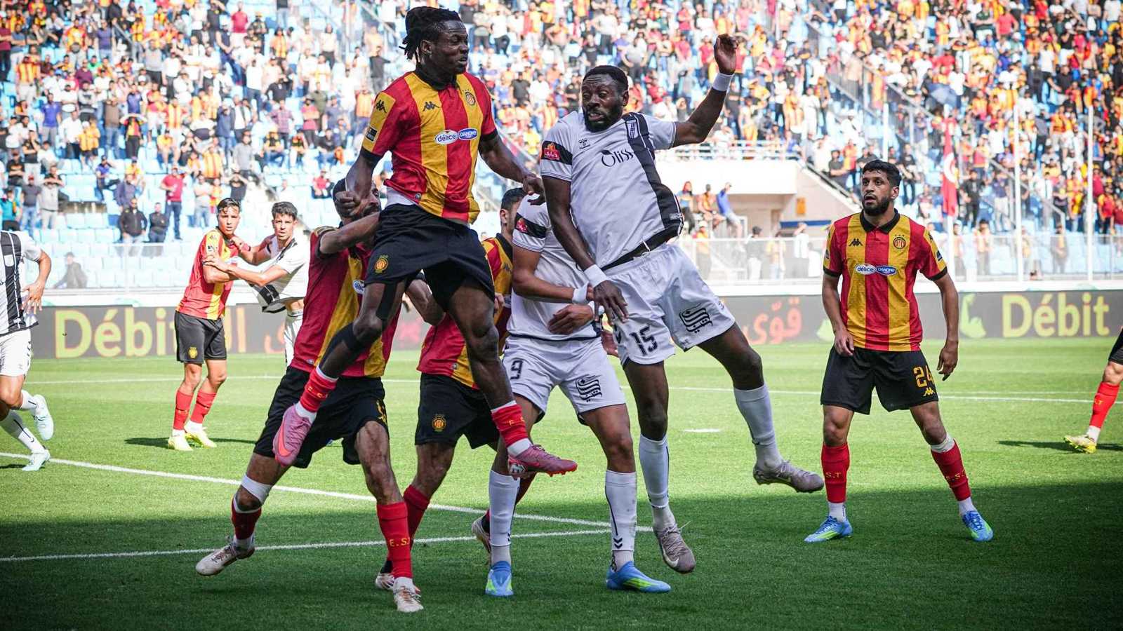 يخوض مواجهة حاسمة ضد العمران.. ماذا يحتاج الترجي للحفاظ على لقب الدوري التونسي؟ 