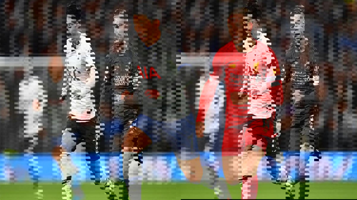 الموعد والقنوات الناقلة والتشكيل المتوقع.. كل ما تريد معرفته عن مباراة ليفربول ضد توتنهام