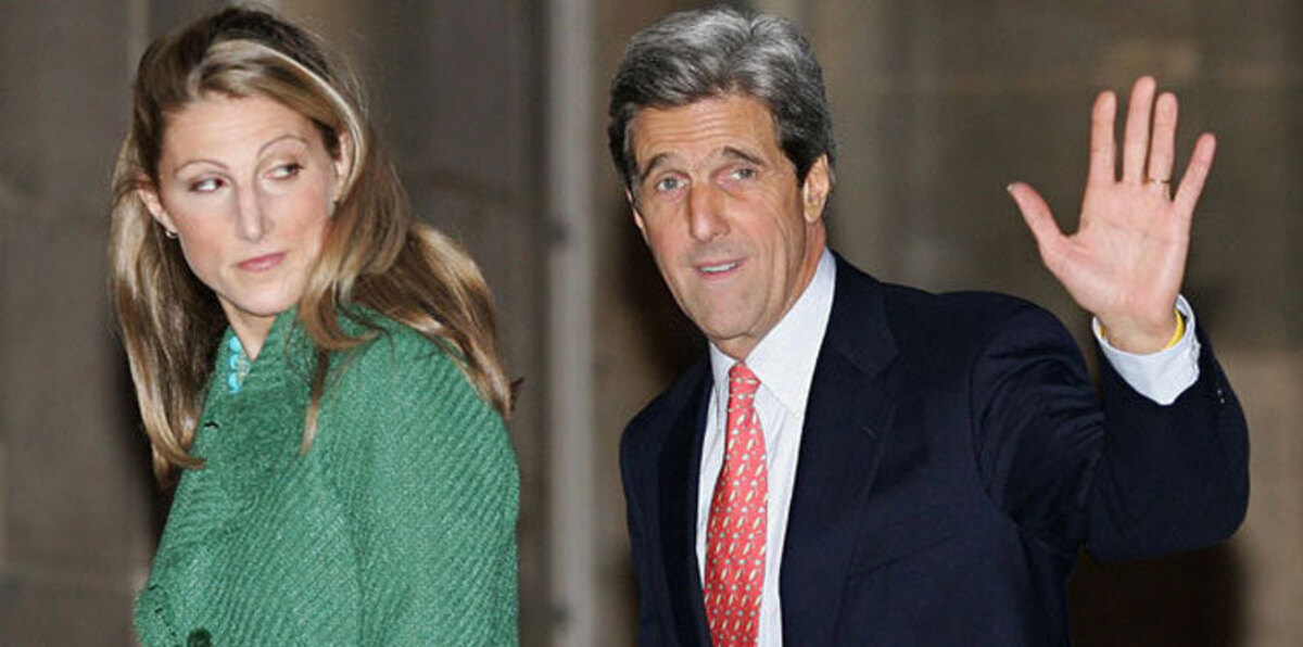 فضيحة ابنة جون كيري.. كيف حصلت على 8 ملايين دولار لتمويل منظمتها؟