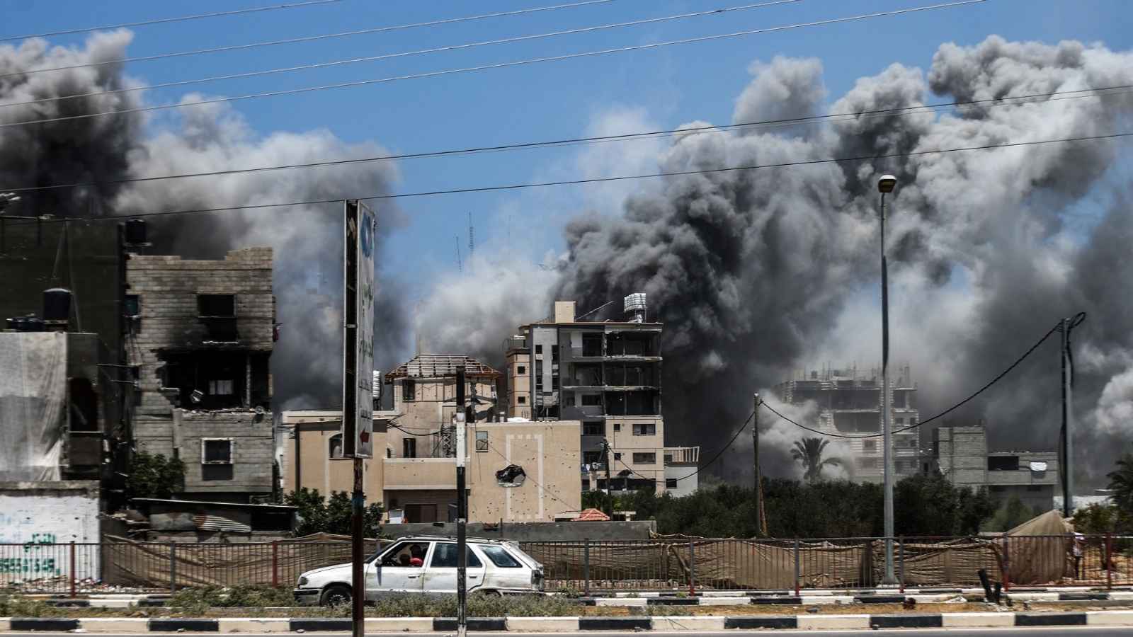 عشرات القتلى والجرحى في سلسلة غارات إسرائيلية استهدفت غزة