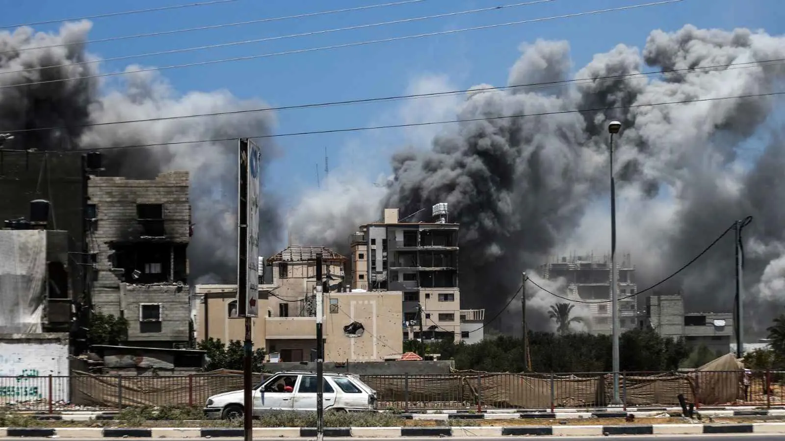 عشرات القتلى والجرحى في سلسلة غارات إسرائيلية استهدفت غزة