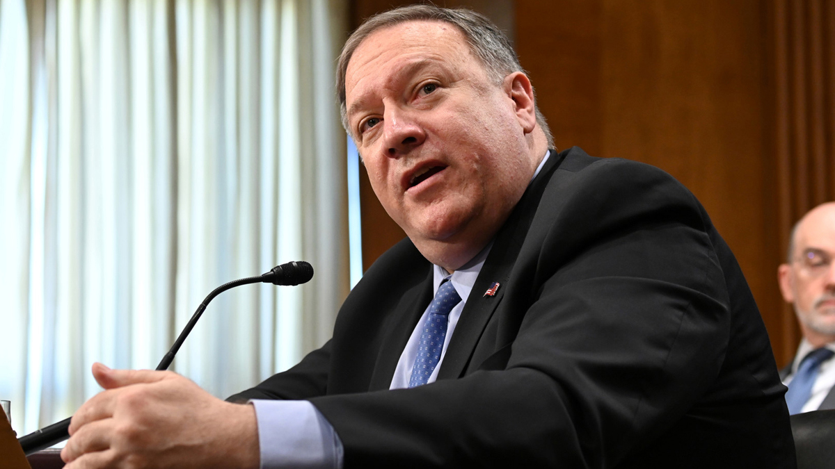 بومبيو: مادورو كان مستعدًا للرحيل إلى كوبا لكن روسيا ثنته عن ذلك