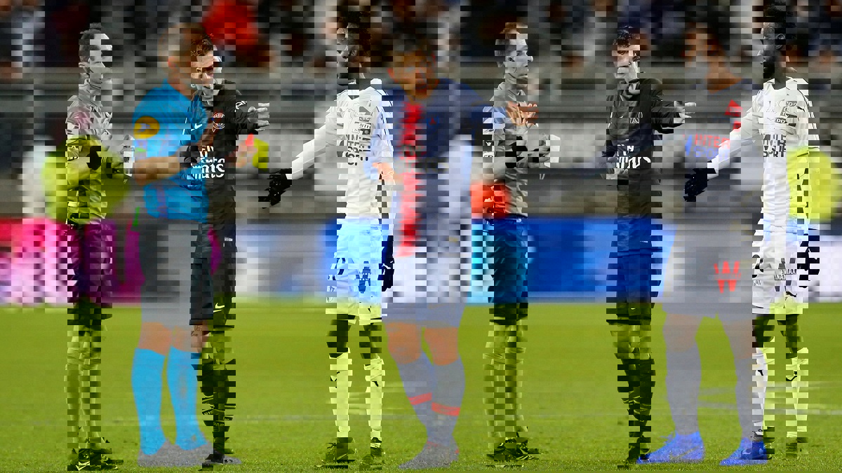 باريس سان جيرمان يكشف تفاصيل إصابة ماركو فيراتي