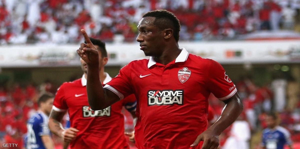 شباب الأهلي دبي ينجح في قيد أحمد خليل