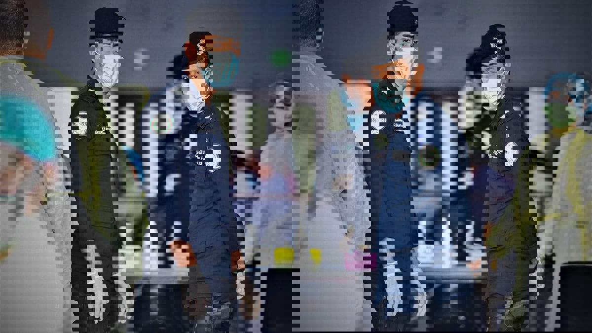 الكويت.. القبض على "بنغاليين" امتهنا الطب دون شهادة