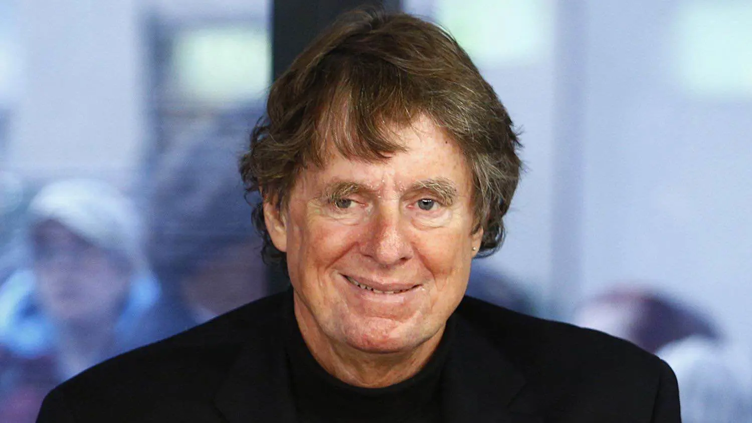 "التصلب المتعدد" ينهي حياة الصحفي المخضرم ريتشارد كوهين