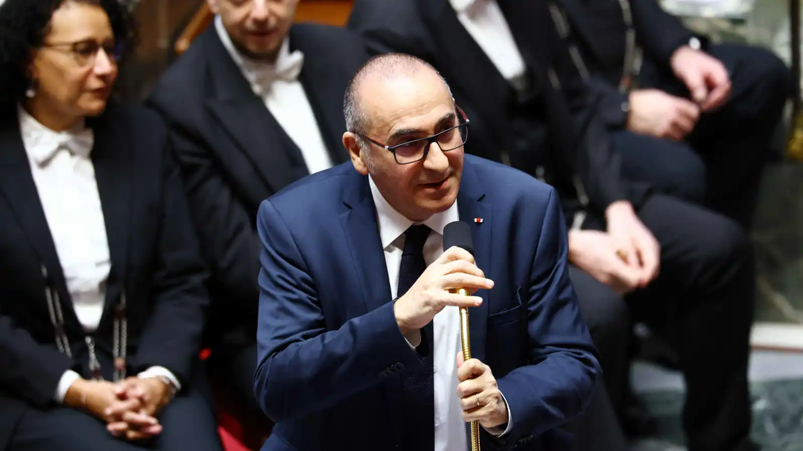 بعد علاقات متوترة.. فرنسا والجزائر تعيدان تفعيل التعاون الأمني