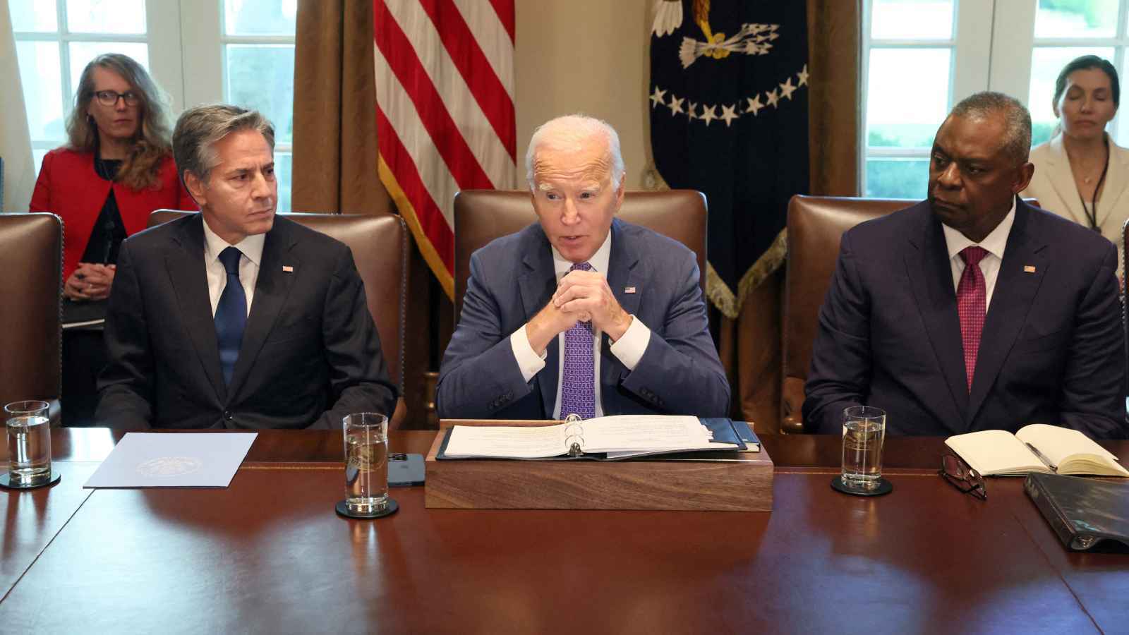 "وول ستريت جورنال": واشنطن وطهران دفعتا المنطقة إلى الهاوية