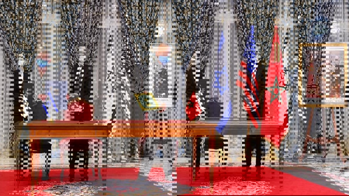 توقيع أول اتفاقية اقتصادية بين إسرائيل والمغرب