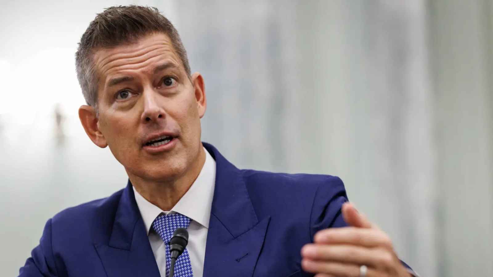 ترامب يُعيّن وزير النقل مديرا انتقاليا لوكالة الفضاء الأمريكية